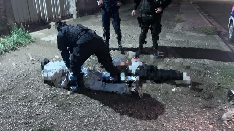 Atraparon a dos jóvenes robando una moto en Juan XXIII: uno es menor de edad