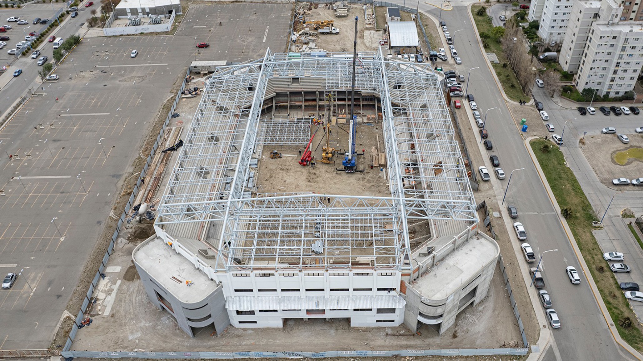 Estadio Centenario: El Municipio aprobó un convenio de renegociación para continuar la obra
