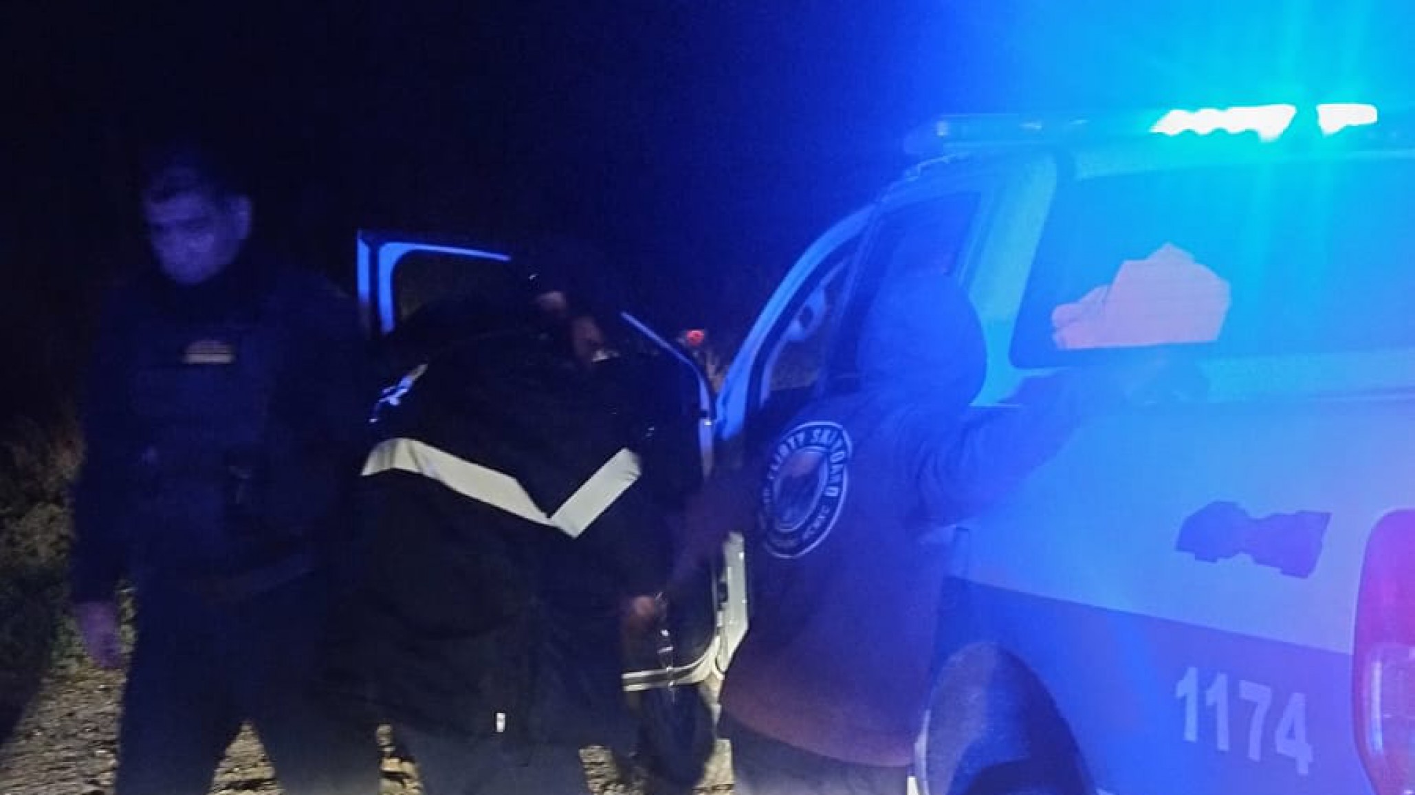 Sorprendió a un hombre robando un cable en su casa y lo entregó a la policía