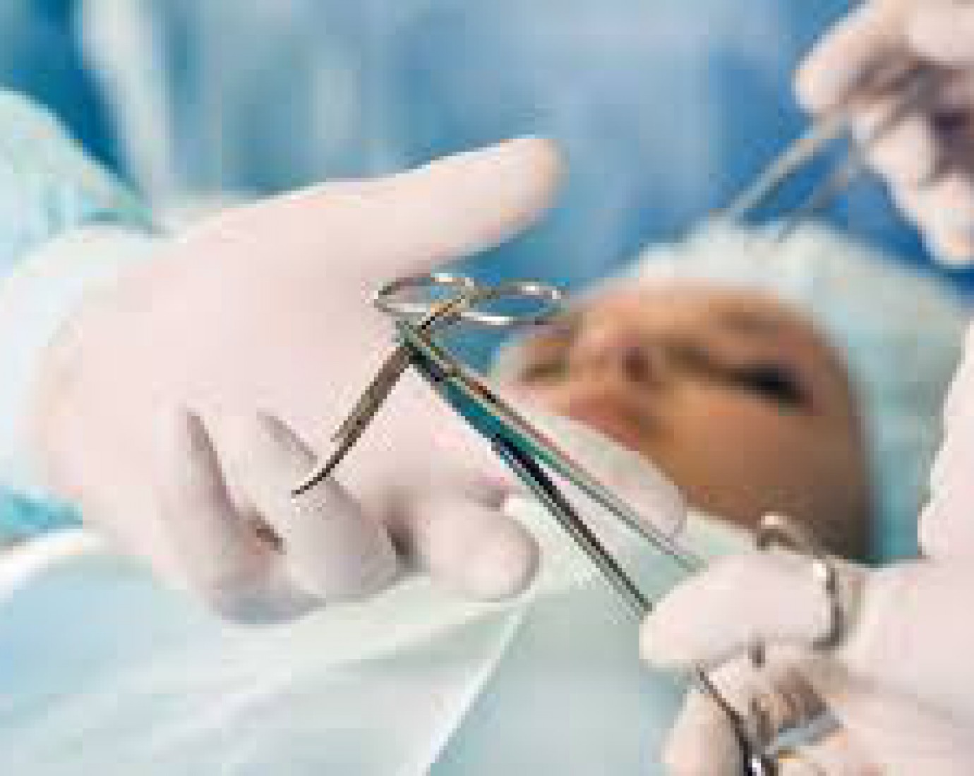 Una adolescente de Comodoro necesita ayuda para una compleja cirugía en Buenos Aires