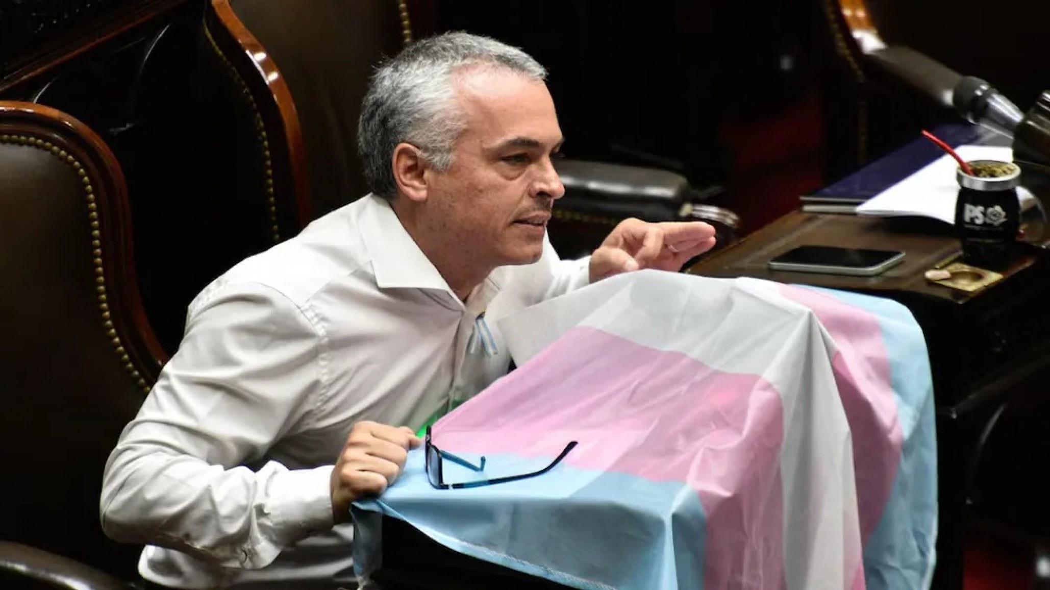 Paulón cuestionó la "hipocresía" en la despedida a Francisco y habló de "autoritarismos violentos" en la política