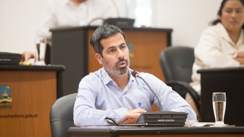 Cufré sobre los 90 millones de dólares que ingresarán a la Provincia: "Los fondos generados por Comodoro deben invertirse en las obras hídricas que nuestros vecinos necesitan"