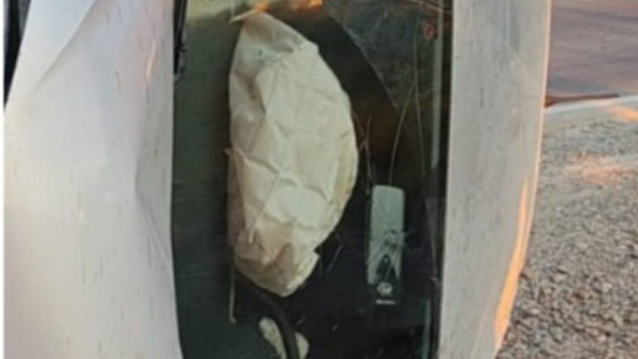 Vuelco sobre Ruta 3: se activaron los airbags y una mujer fue trasladada al hospital