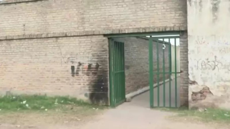 Rosario: Maestras de un jardín encontraron un arma de aire comprimido en la mochila de un nene de 4 años