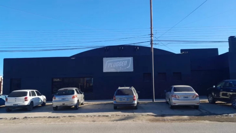 Un joven de 20 años sufrió fractura de cráneo tras una golpiza a la salida de un boliche: está en terapia intensiva