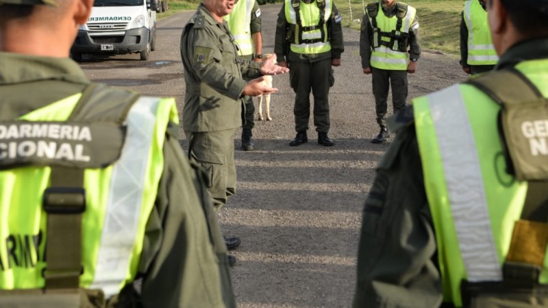 Rosario: Cuatro gendarmes acusados de robar un millón de pesos en un control vehicular