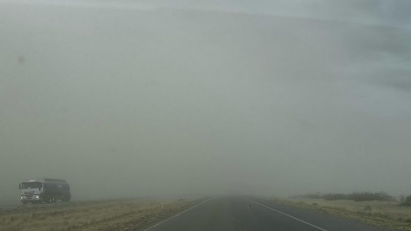 Alerta en Chubut: el viento complica la circulación en rutas nacionales