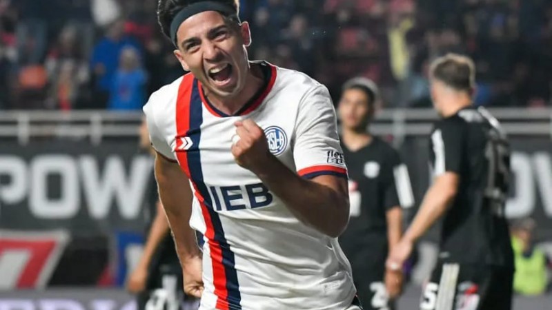 Golazo y desahogo en Boedo: el Ciclón bajó al puntero