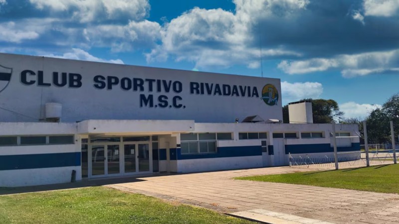 Tragedia: una nena de dos años murió aplastada por la reja de un club