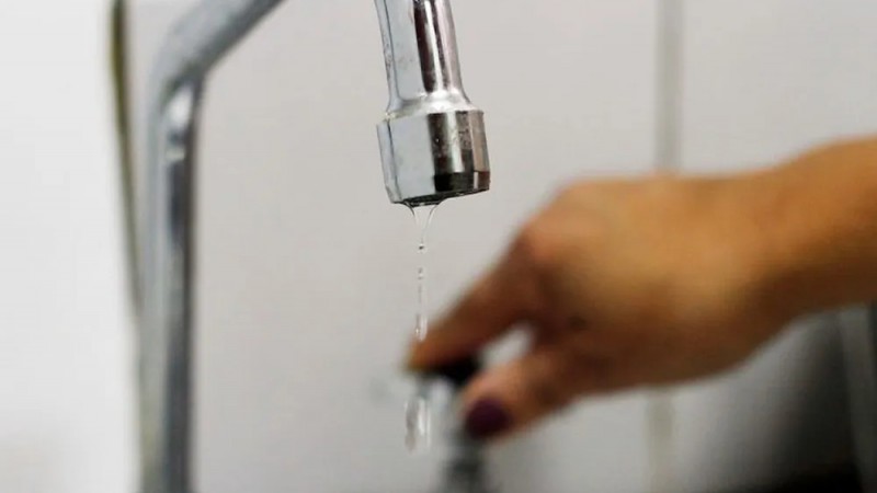 Anuncian un corte rotativo de agua en Comodoro