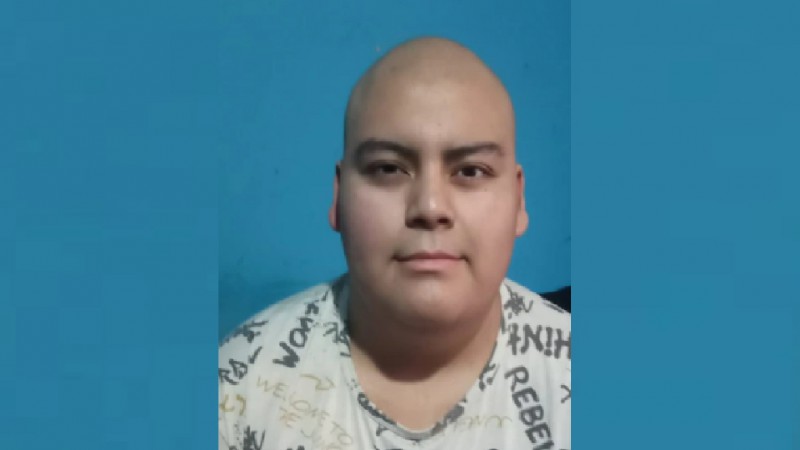 "Nos falta el último empujoncito": la mamá de Leo, el comodorense trasplantado de médula, pide ayuda desde La Plata