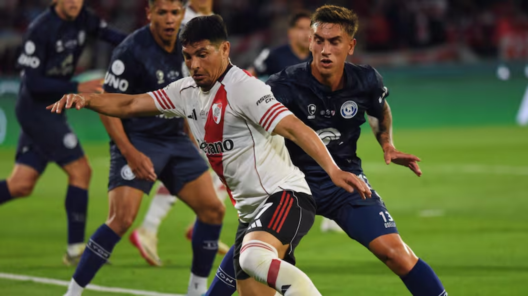 River visitará a Independiente Rivadavia por el Torneo Apertura: horario y formaciones