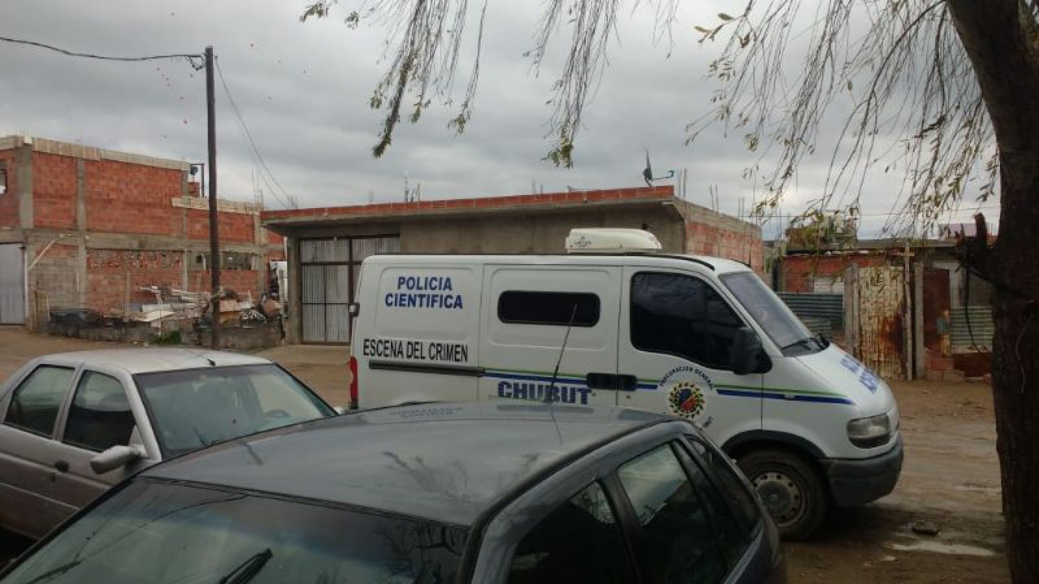 Se realizaron dos allanamientos: se incautaron objetos robados y cocaína