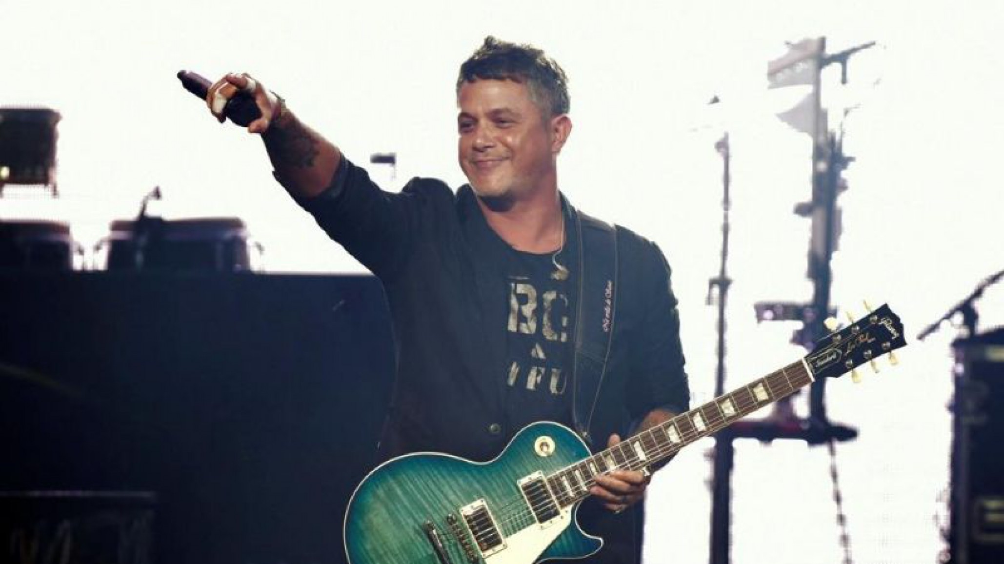 A Alejandro Sanz le quedó chico el Madison Square Garden