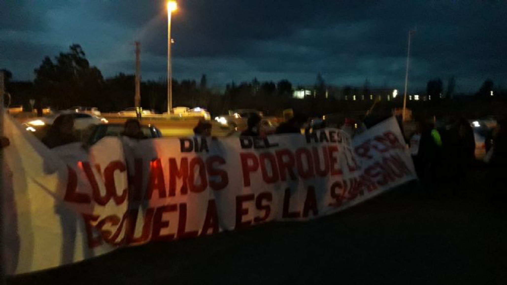 Los docentes comienzan mañana la recolección de firmas para el juicio político de Massoni