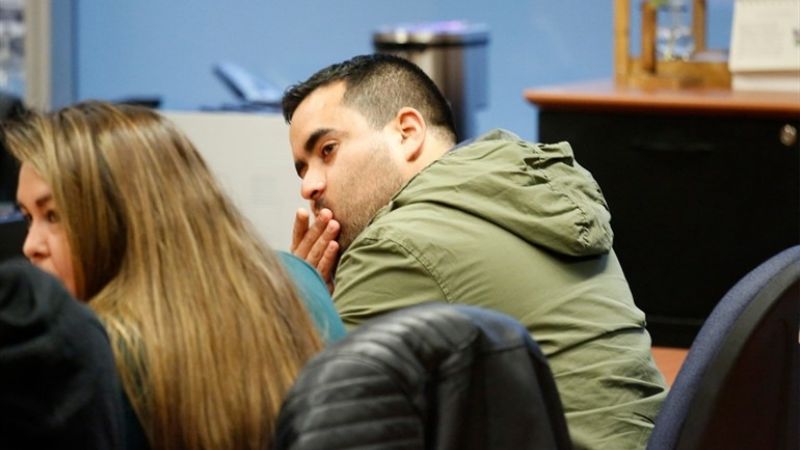 Carabinero que pidió matrimonio en un video viral, es condenado por torturas.