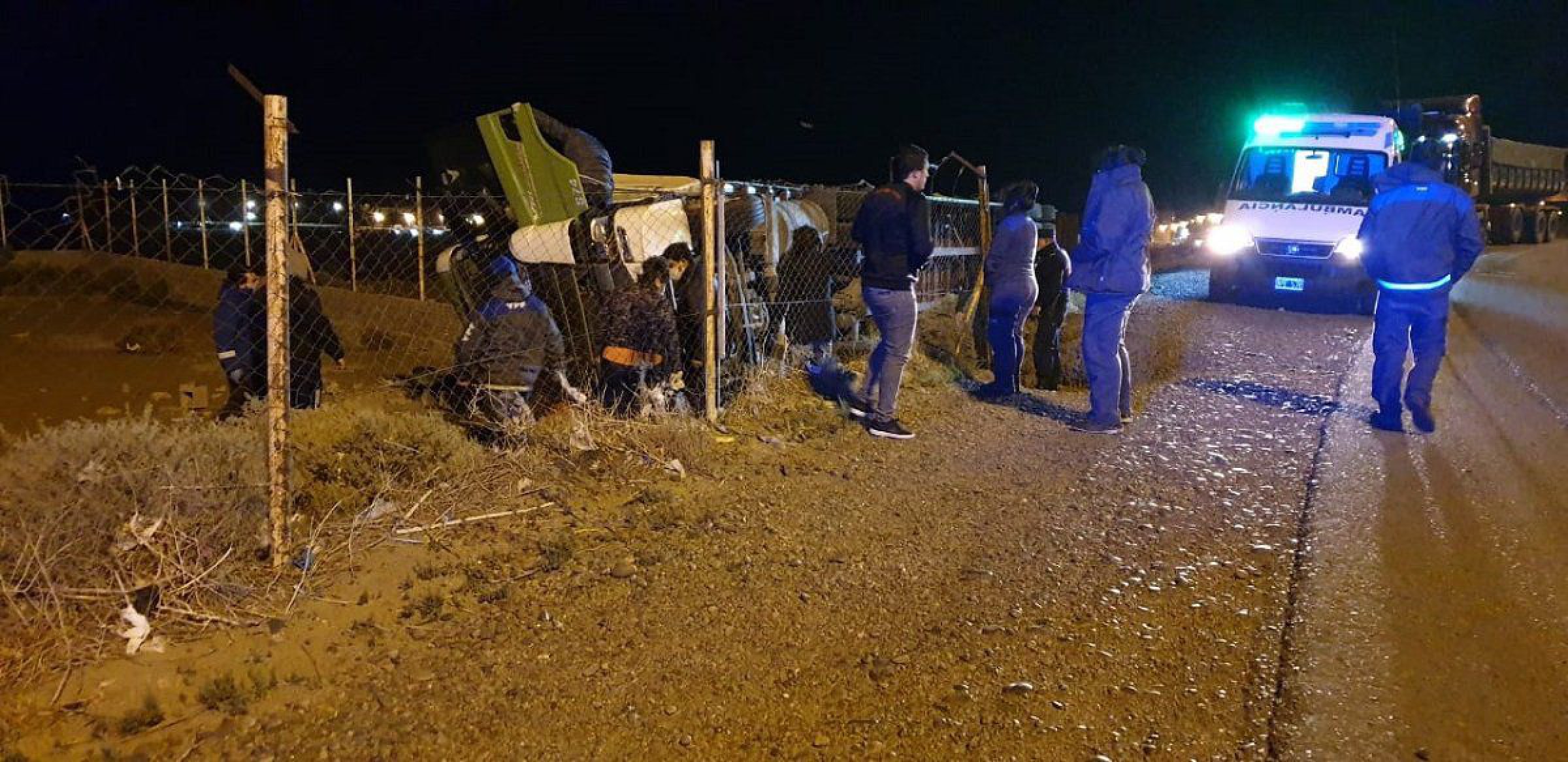 Comodoro: Violento vuelco sobre la Ruta Nacional N° 3