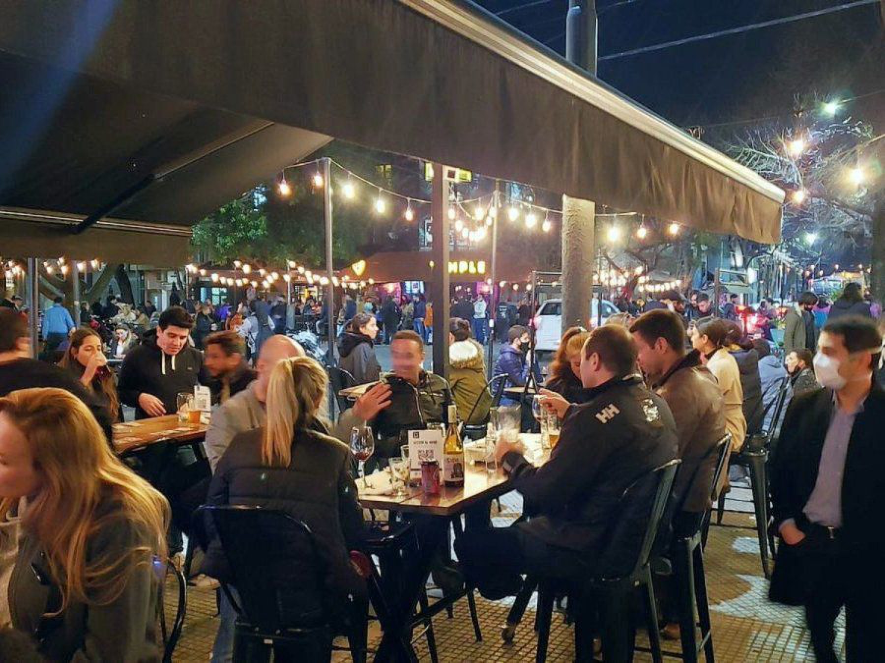 Gollán sobre los bares en Ciudad de Buenos Aires: “No se puede jugar a la ruleta rusa”