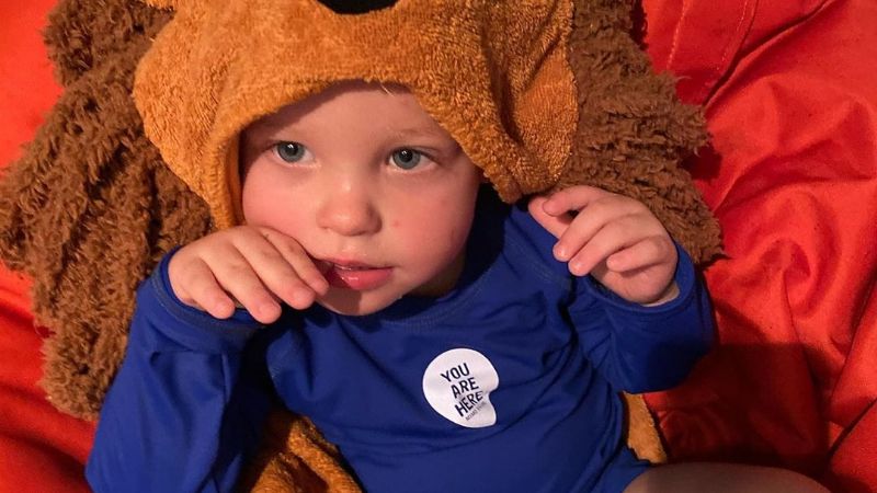 ¡Travesuras!: Mirko junto a su amigo más fiel