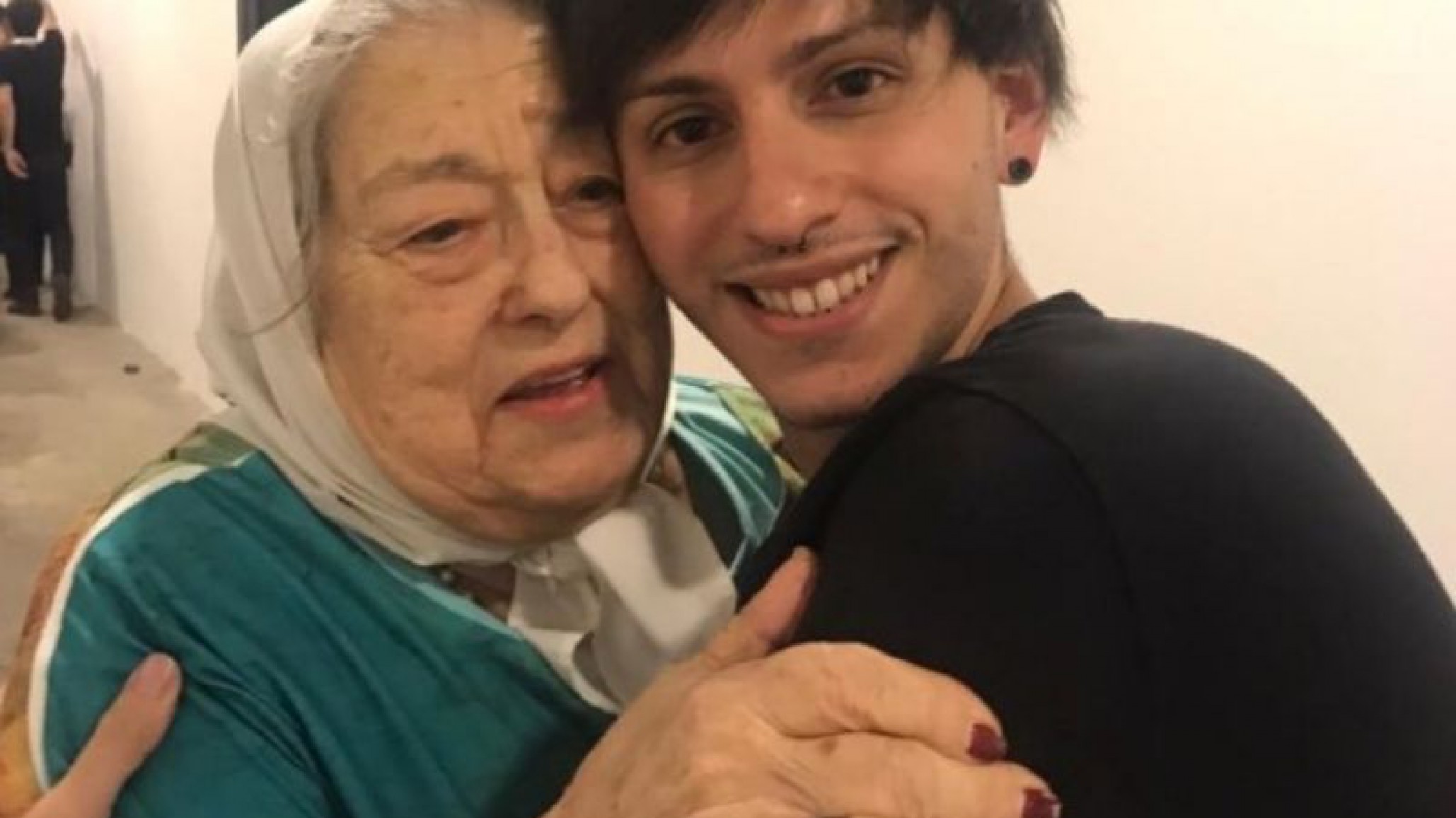 Estanislao, el hijo de Alberto Fernández banca a Nai Awada “somos familia no militantes”