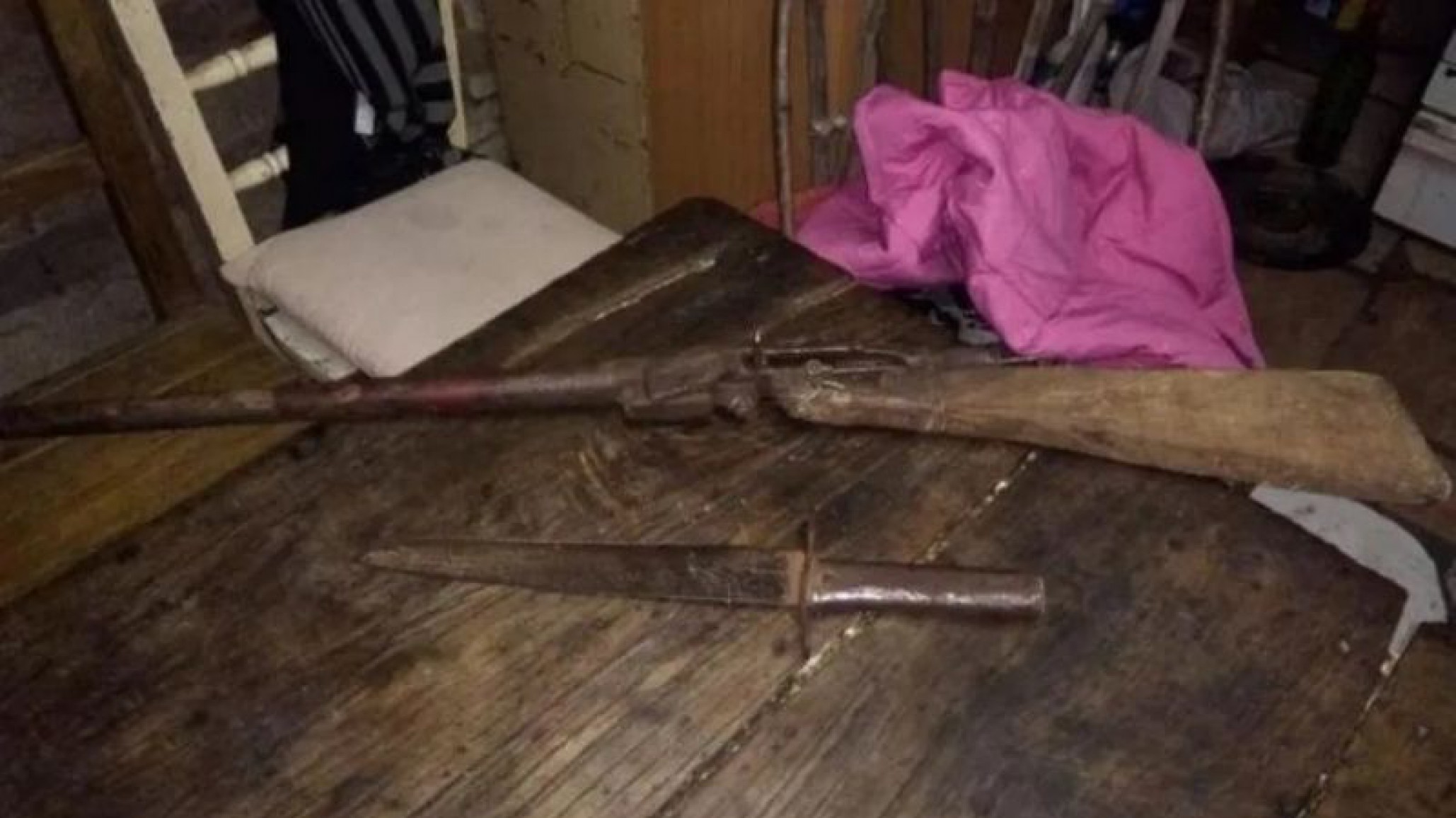 Secuestró a su ex, la golpeó y amenazó con matarla