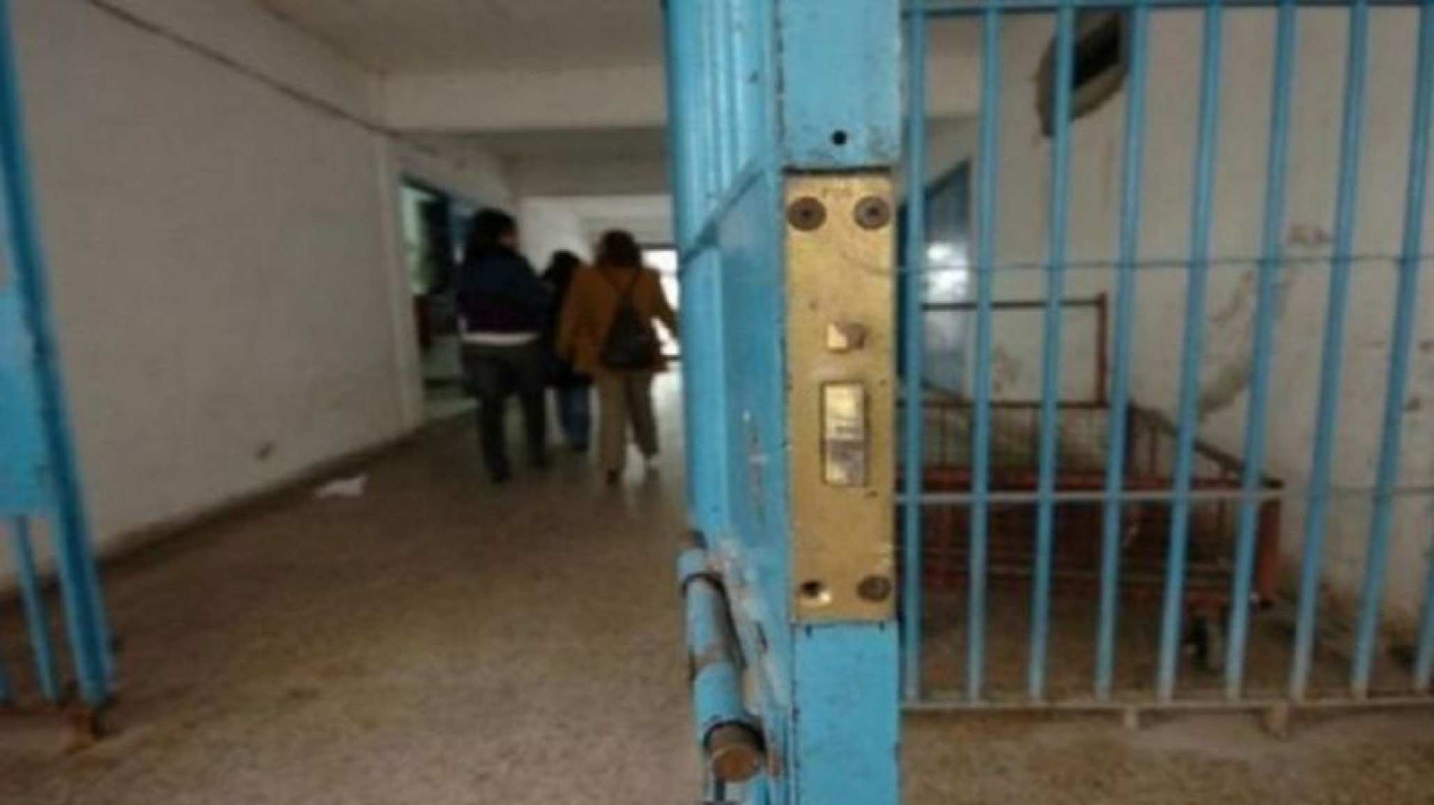 Mujer es detenida intentando ingresar drogas a una cárcel