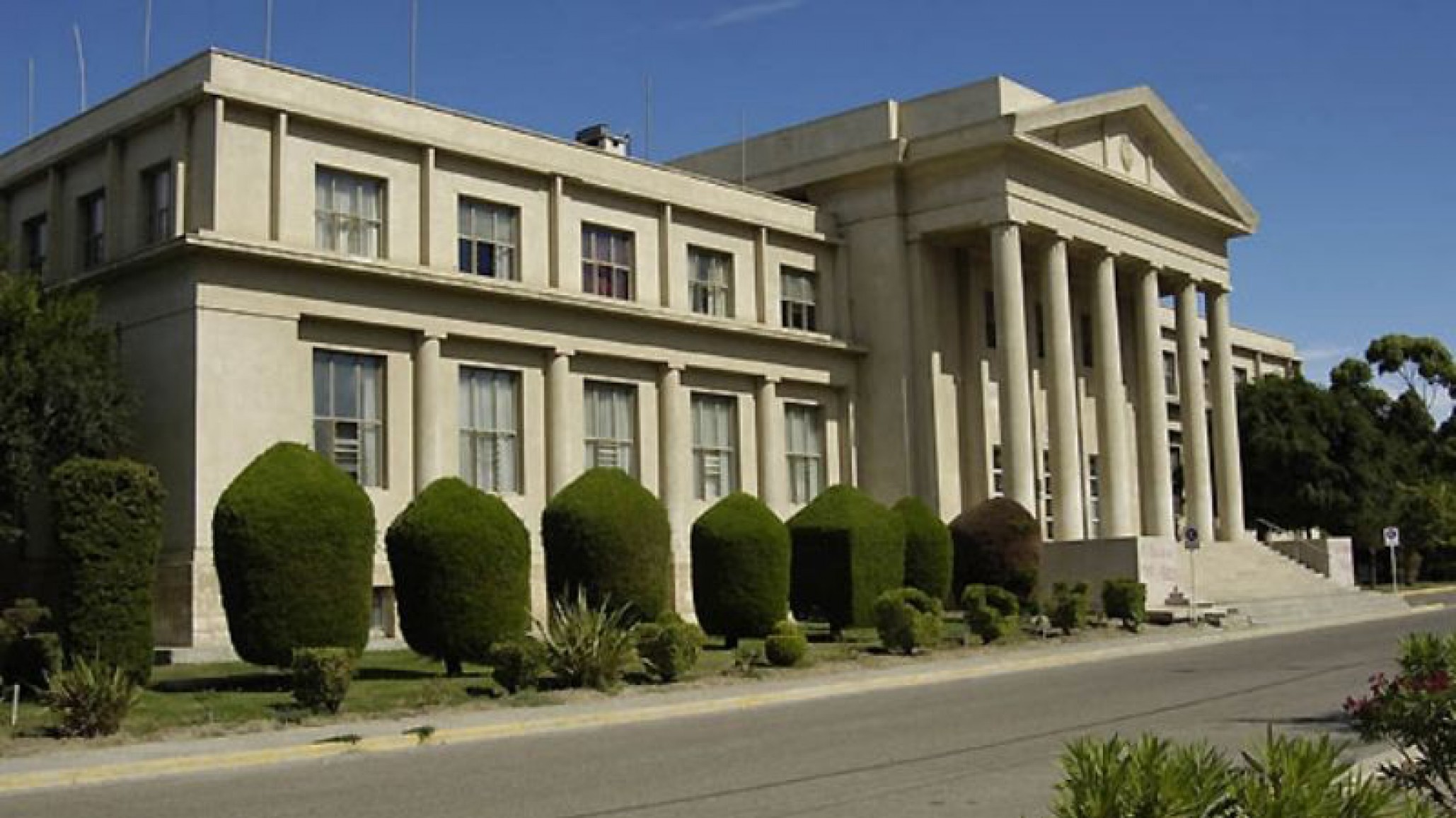 Chubut: Los judiciales sin descuentos y con aumento