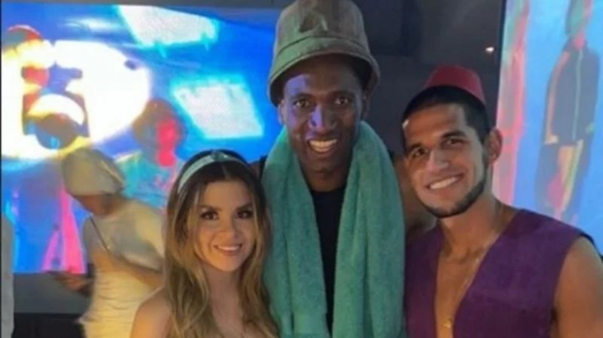 Desde farones hasta Negro de WhatsApp: Vélez despidió el año con una fiesta de disfraces