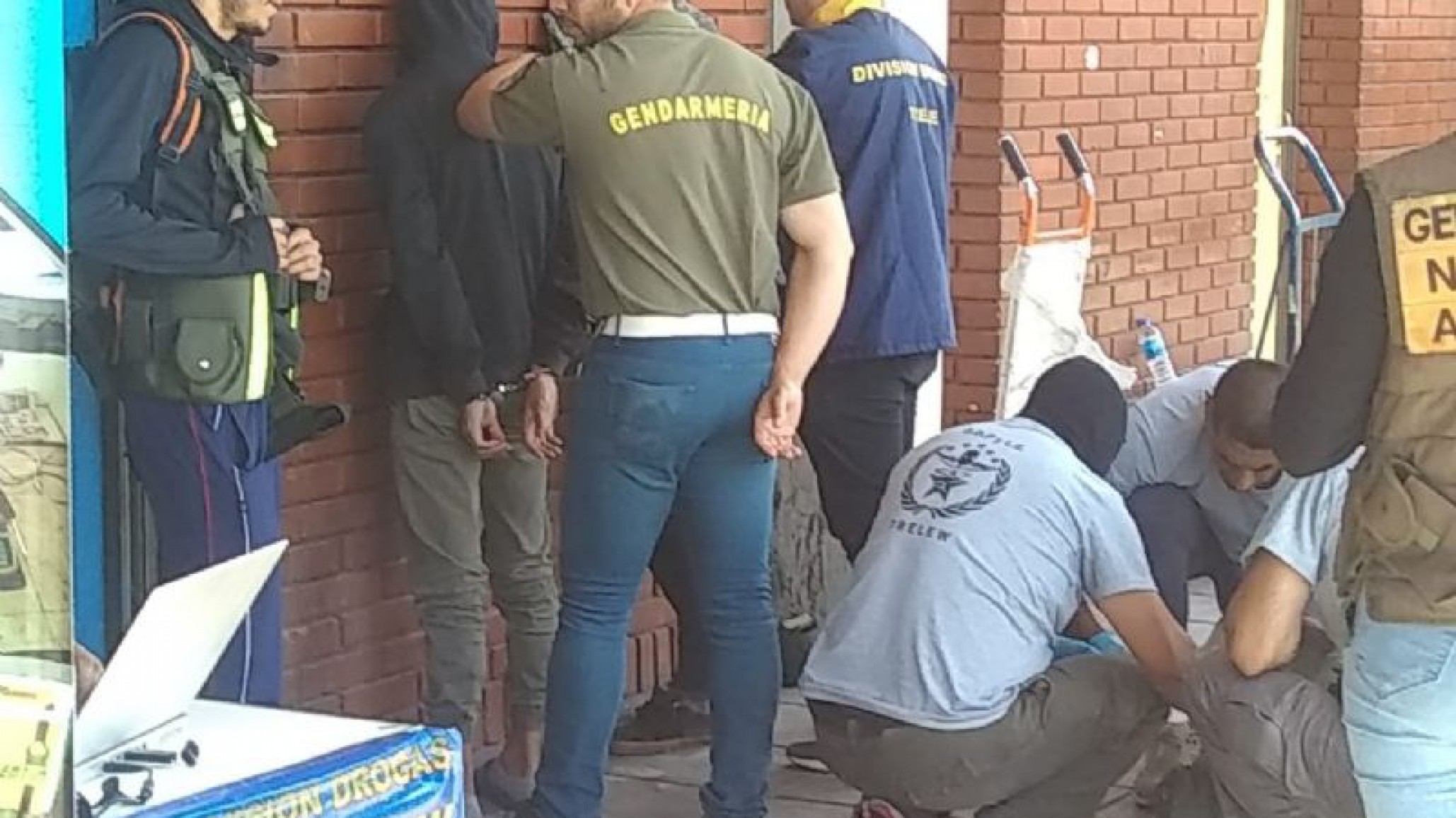 Golpe al narcotráfico: Secuestraron 30 kilos de marihuana y detuvieron a tres personas en Trelew