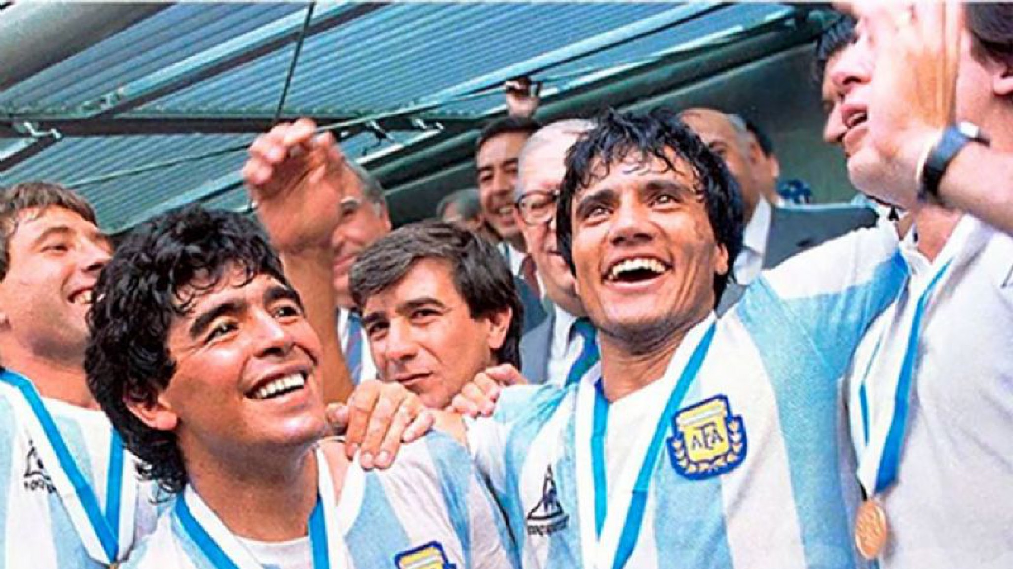 Diego Maradona saludó a Héctor Enrique en su cumpleaños