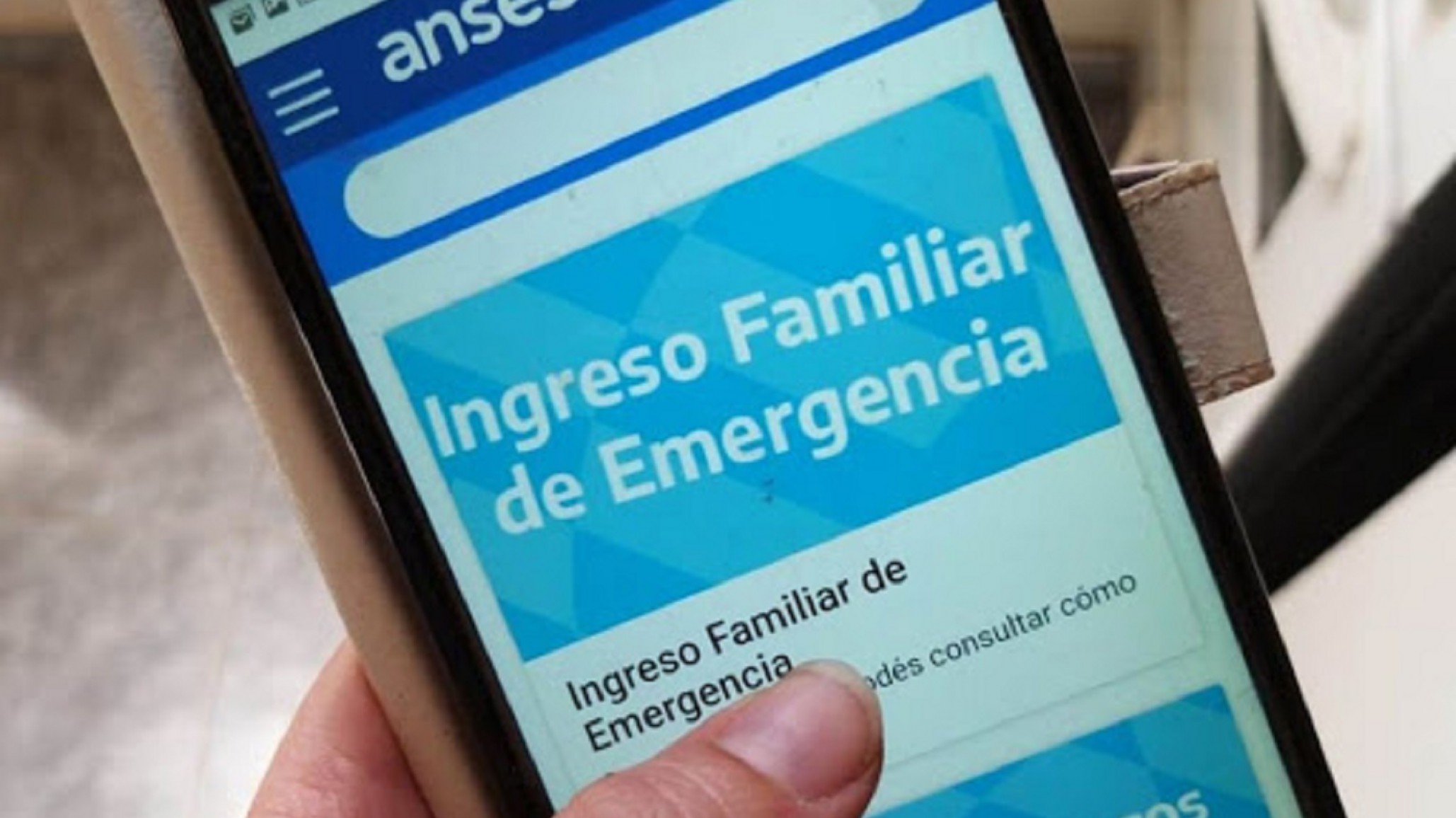 Otro concejal denunciado por cobrar de manera indebida el IFE