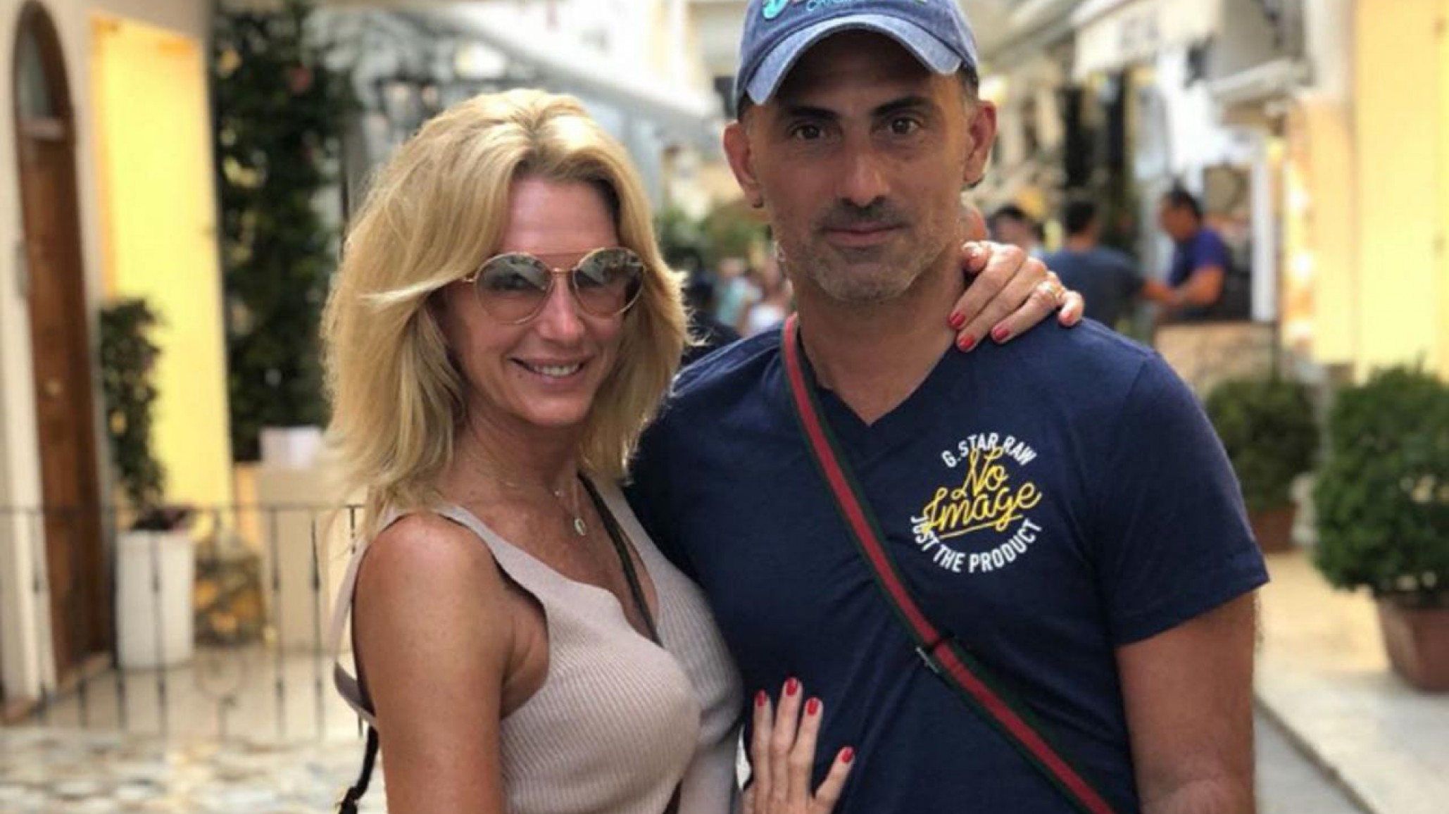 Diego Latorre fue internado por complicaciones tras dar positivo