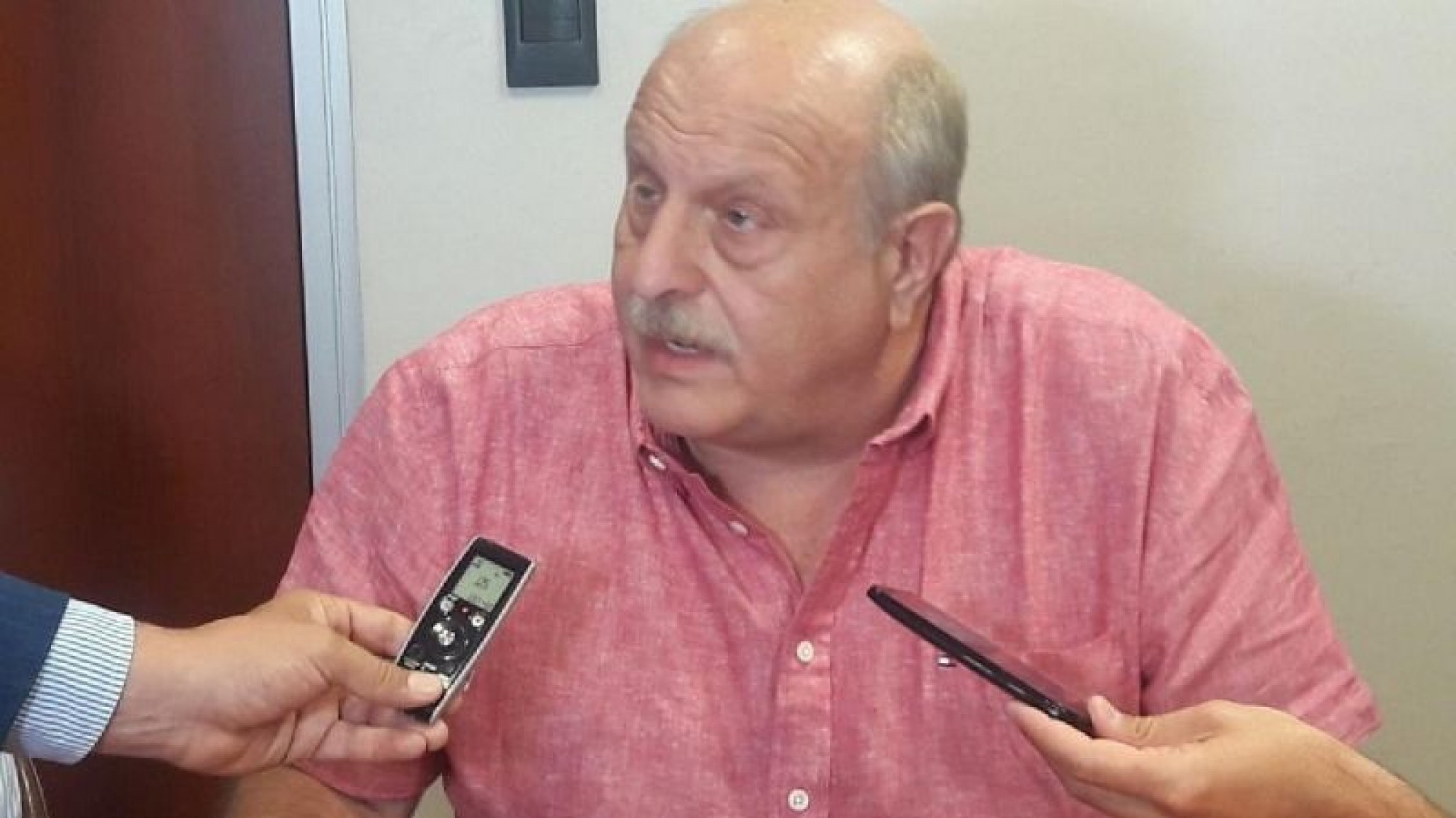 El titular de la UCR apuntó contra Macri