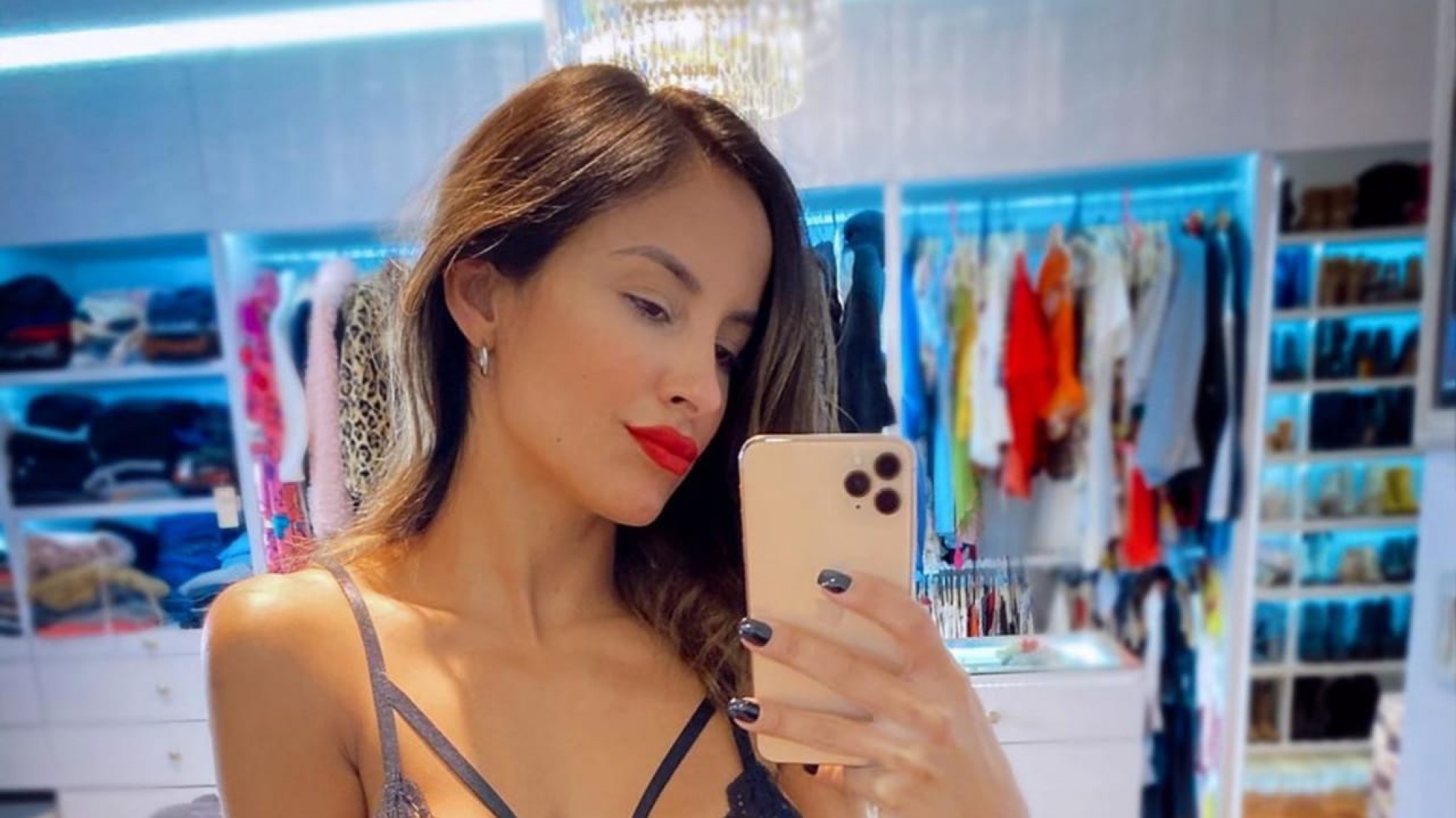 Lourdes Sánchez de modelo a ”Lulú Cocinerita” ¡Increíble!