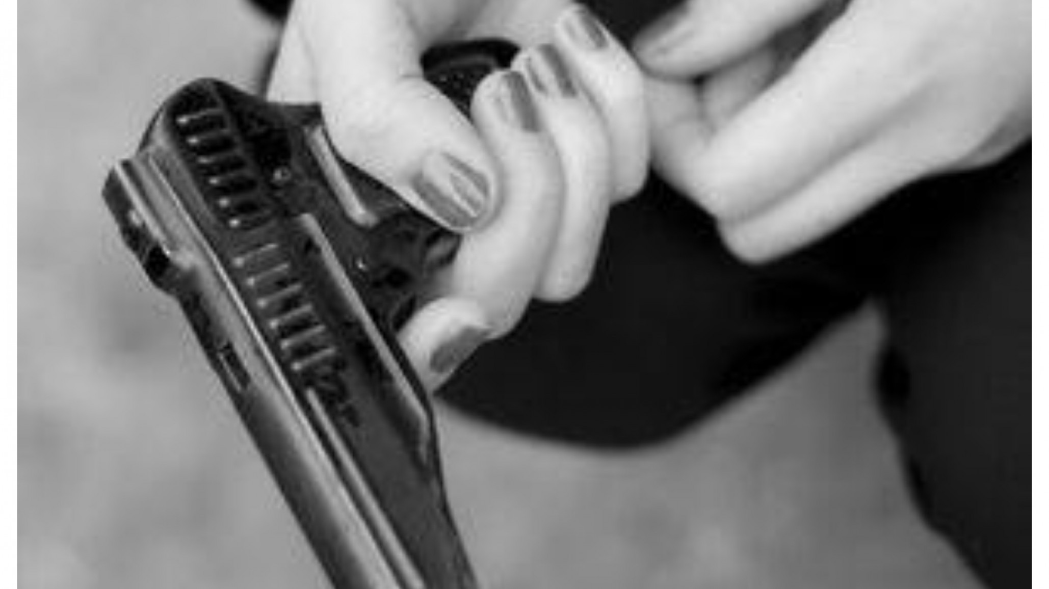 Mató a su esposo de tres tiros y asegura que fue para defenderse: está detenida por homicidio