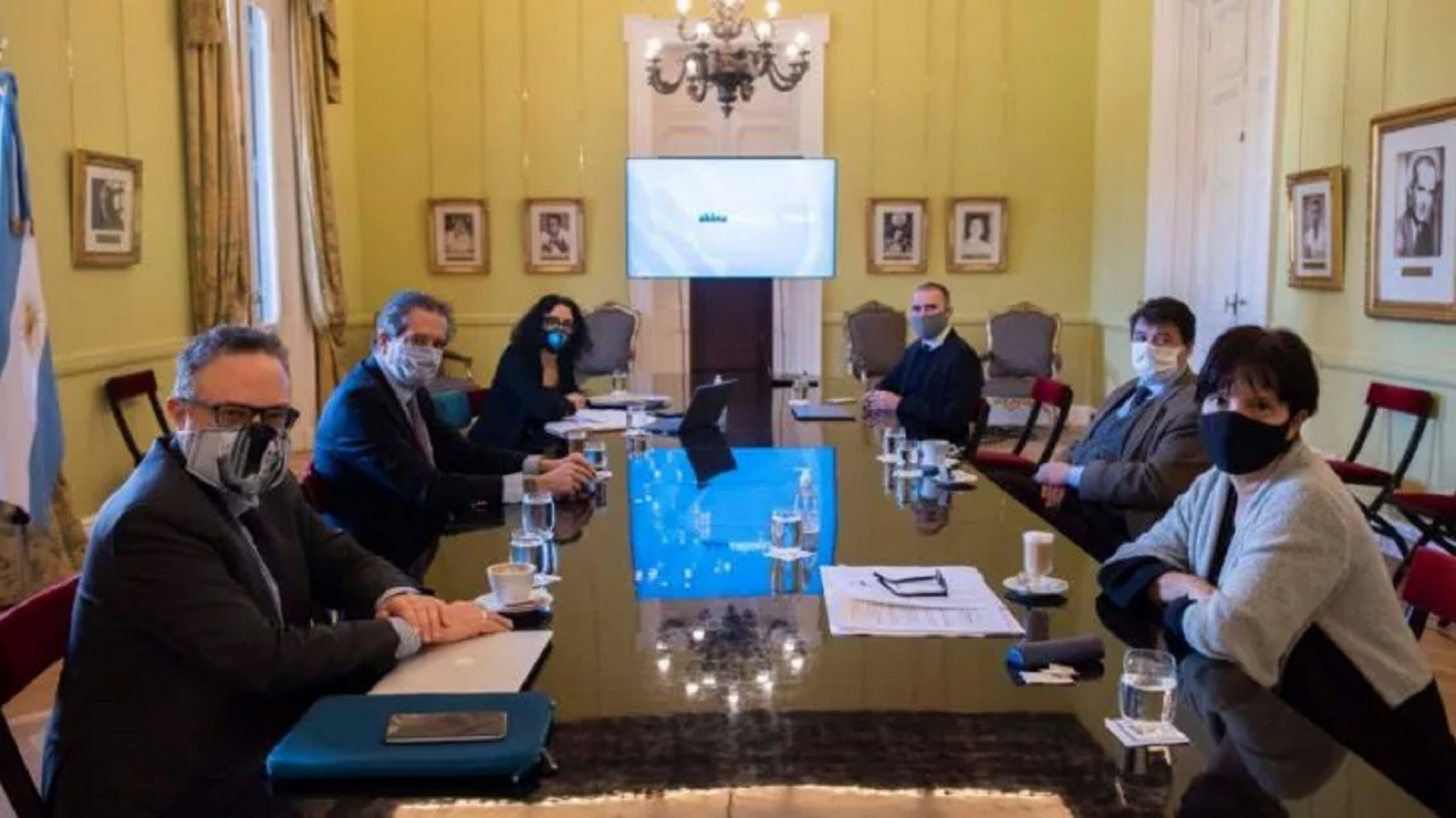 El Gobierno suma 5 gabinetes para impulsar la economía