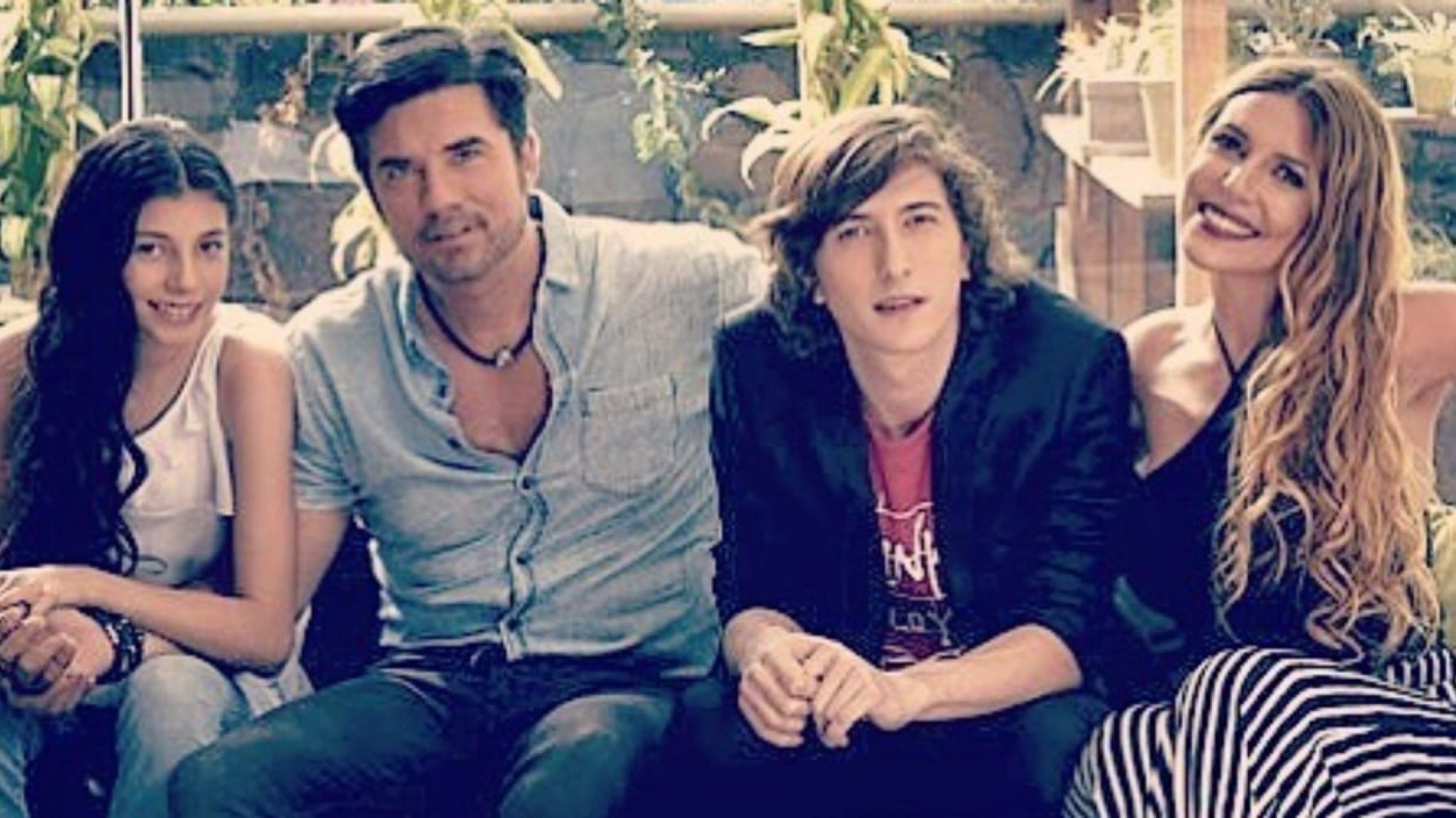 Mónica Ayos enterneció las redes con los saludos a sus hijos Victoria y Federico