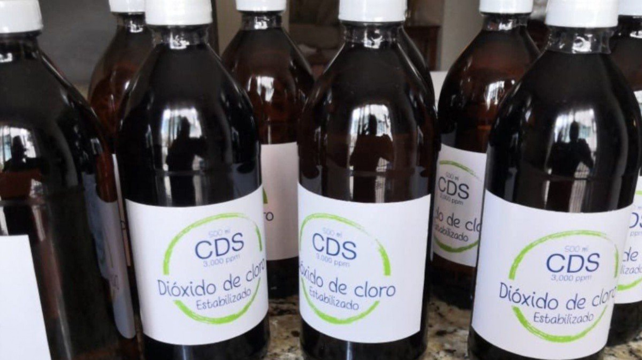 El Ministerio de Salud recordó que el dióxido de cloro no está autorizado