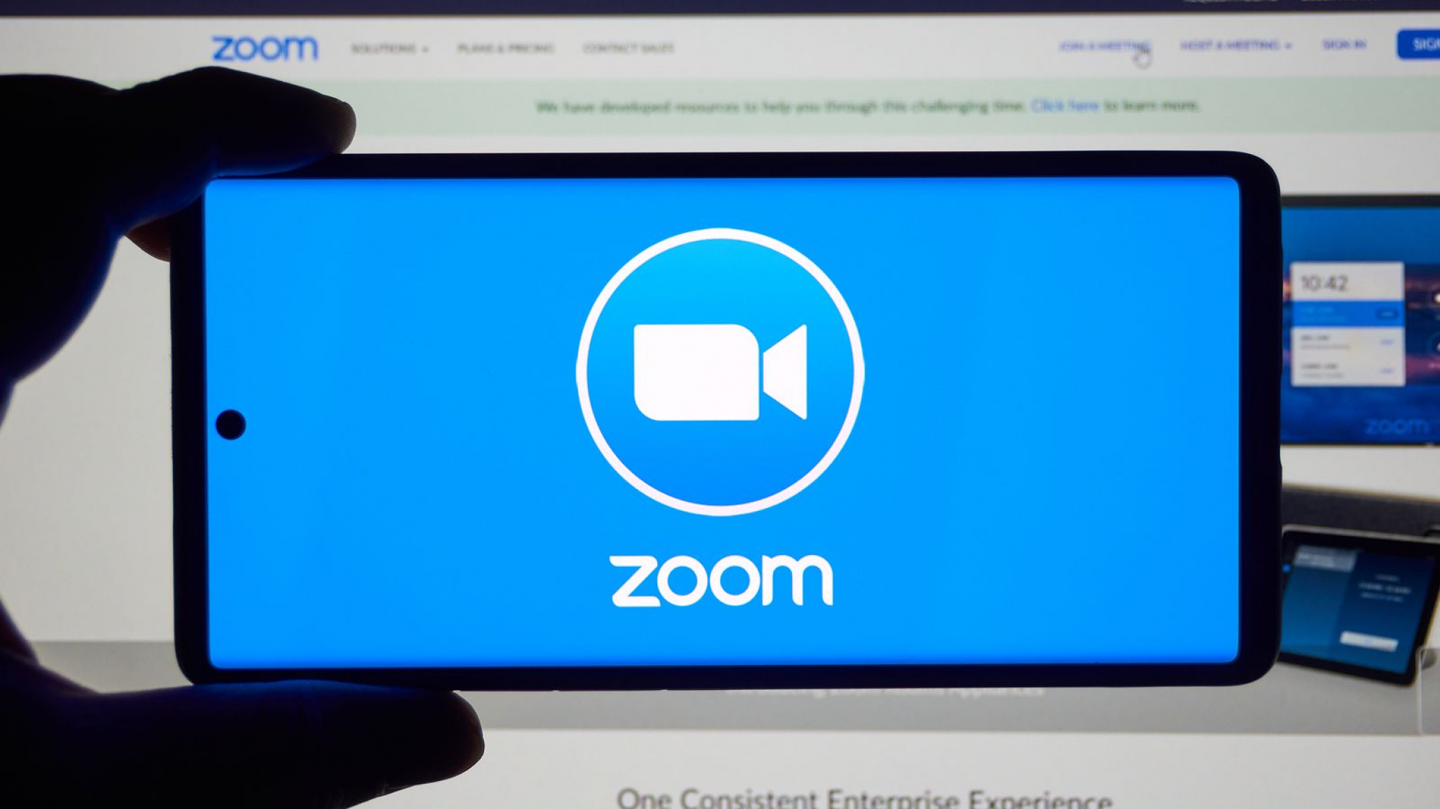 Atención con Zoom: Se cayó en gran parte del mundo