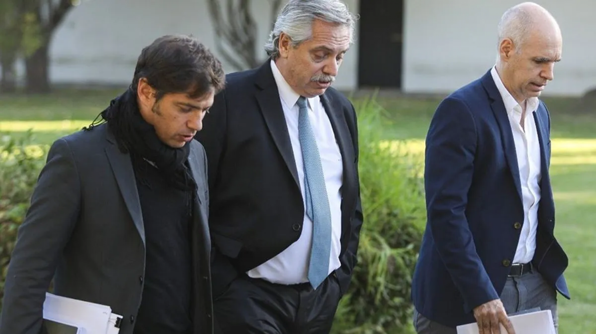 Terminó la reunión en Olivos: El anuncio será por redes sociales