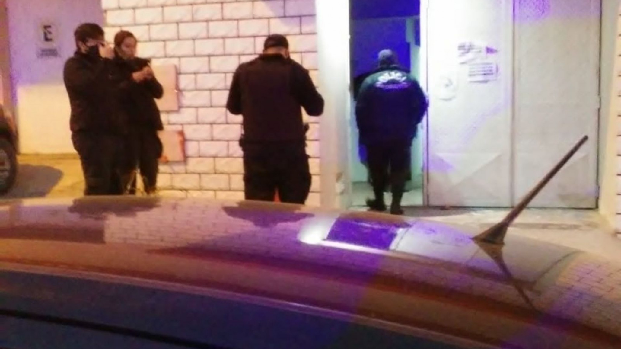 150 personas rompieron el aislamiento para ir a la Iglesia