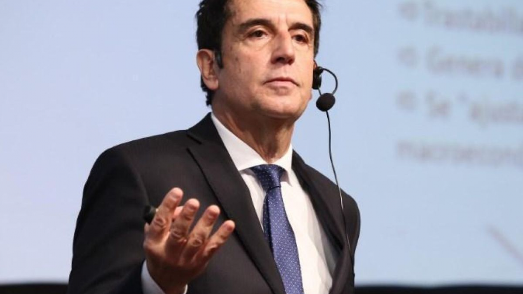 Carlos Melconian llamó la atención sobre Falabella