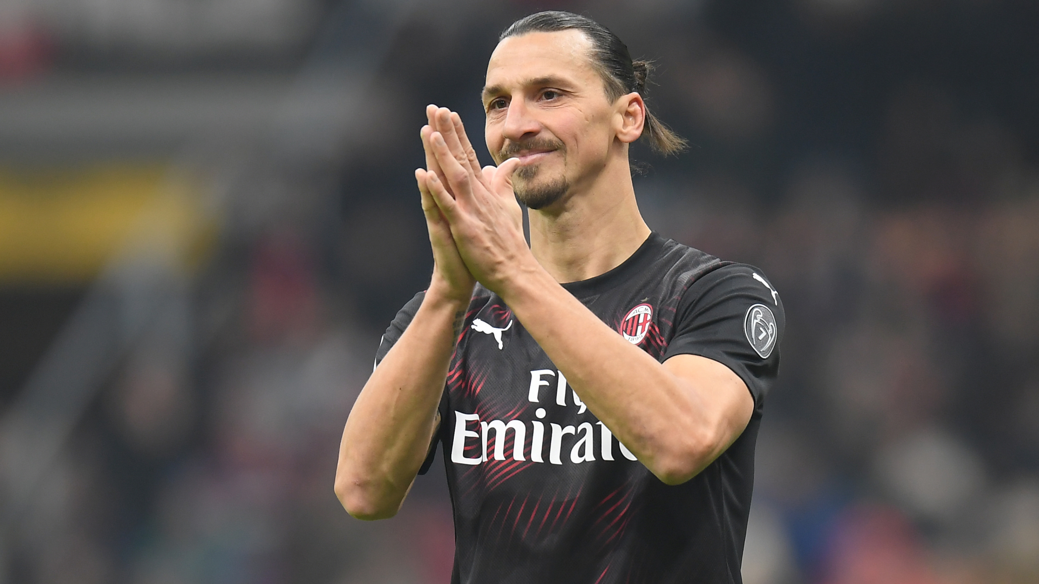 Zlatan Ibrahimovic tiene coronavirus