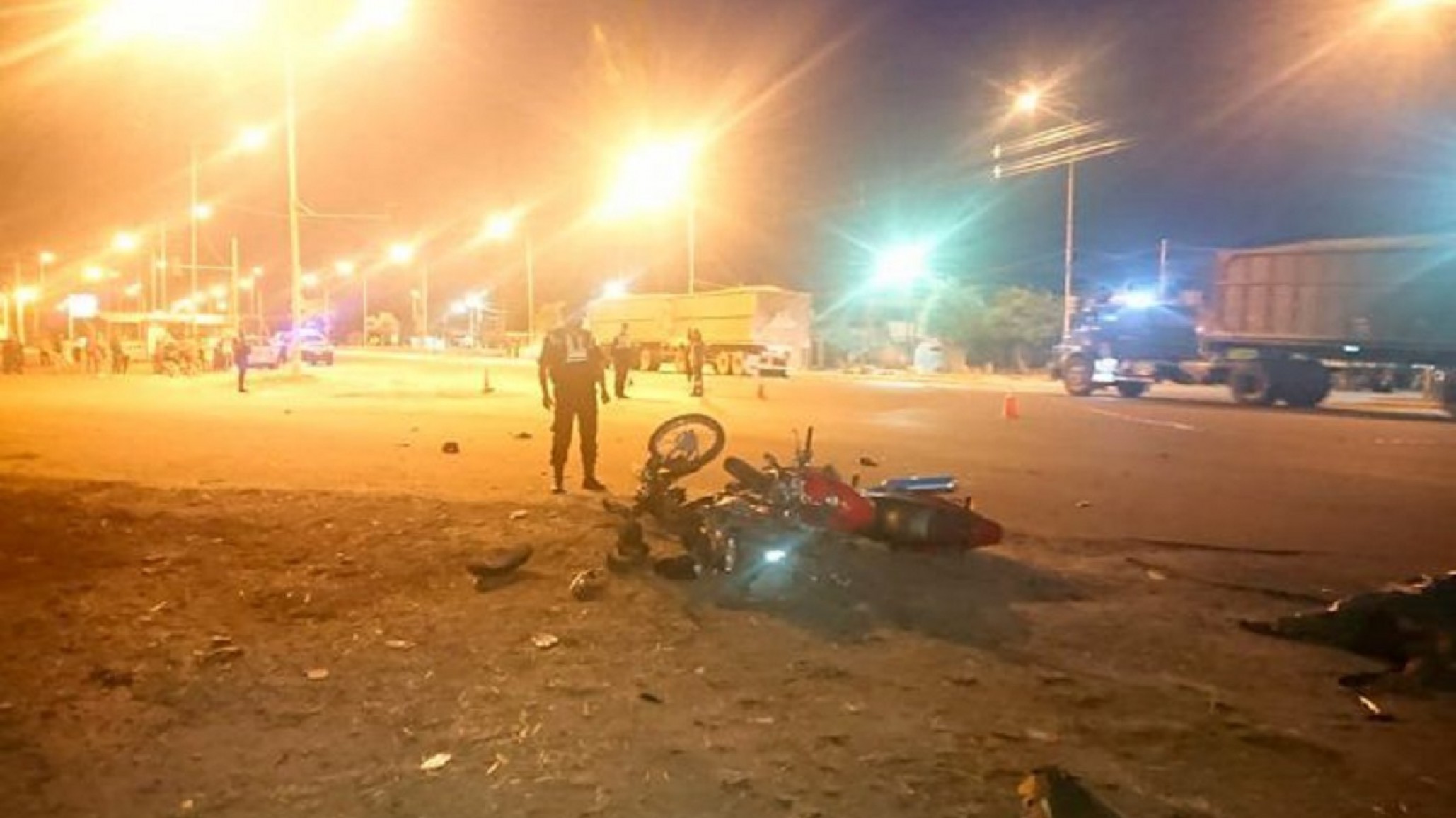 Mueren dos motociclistas en un tremendo choque frontal