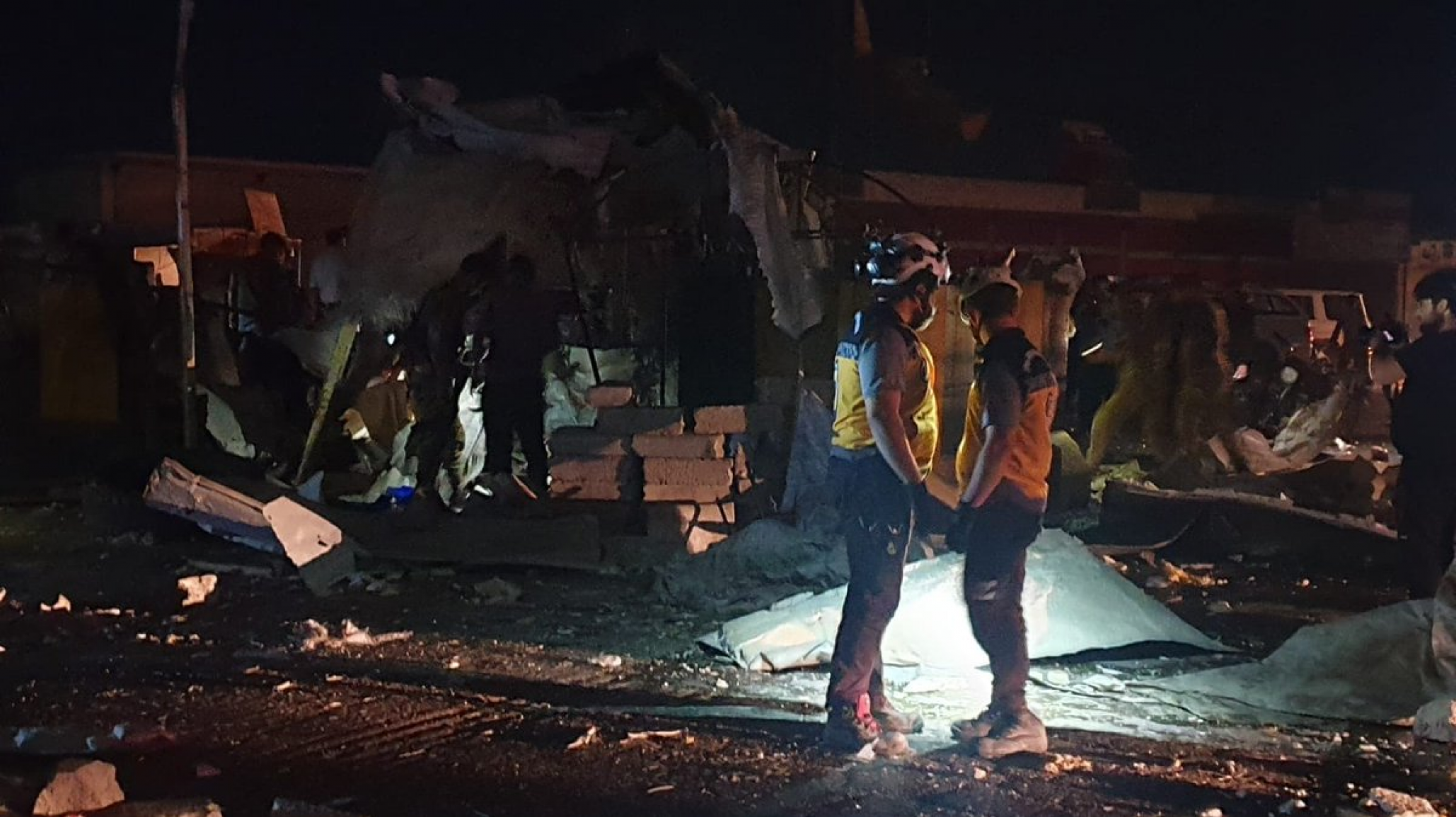 Explosión de coche bomba en Siria dejó al menos 14 muertos