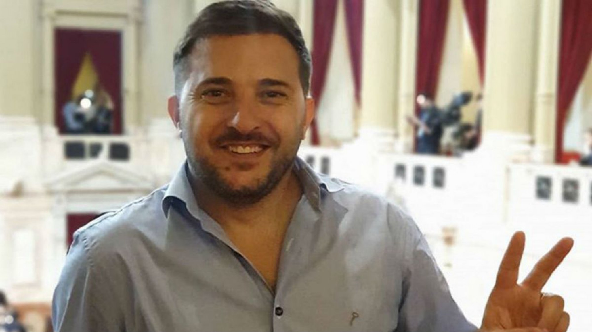 Diego Brancatelli abrió supermercado y vende helados de “Macri y Kirchner”