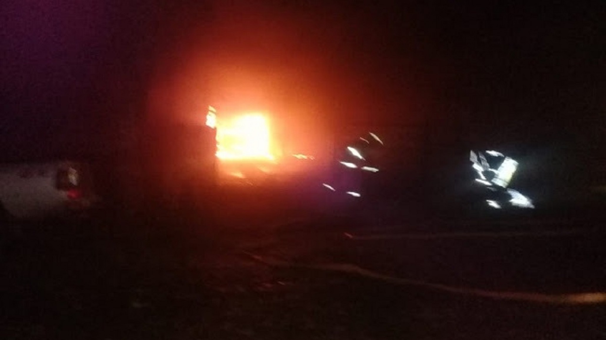 Incendian la casa y el auto de un efectivo de Gendarmería Nacional