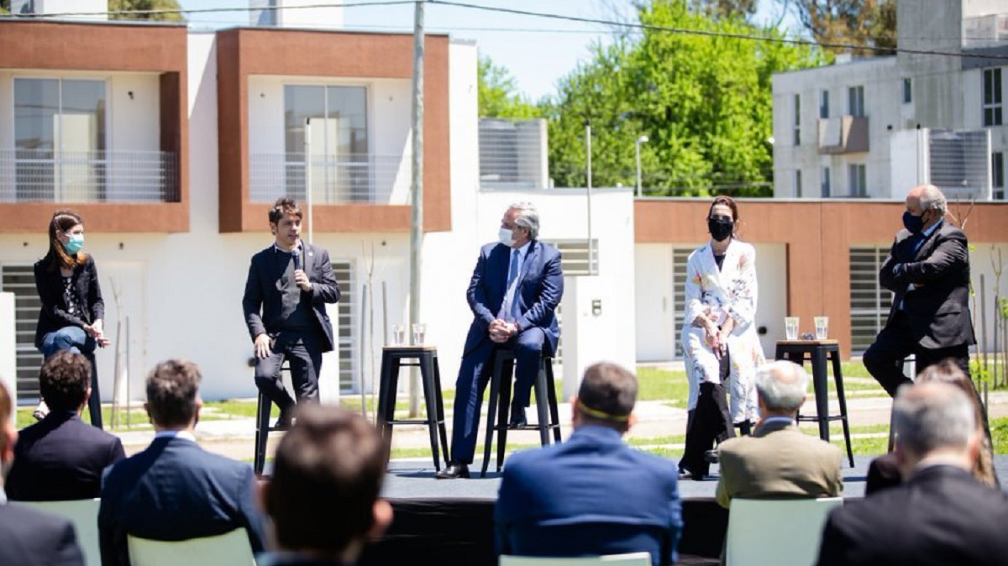 Kicillof: “El pueblo puede estar seguro que cuenta con un Gobierno que se ocupa del problema de la vivienda”