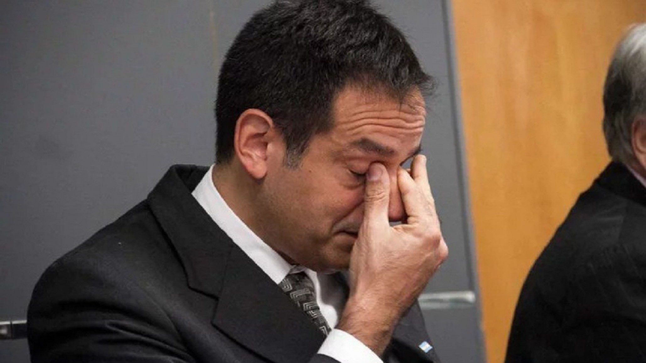 Condenan a ginecólogo por impedir un aborto legal