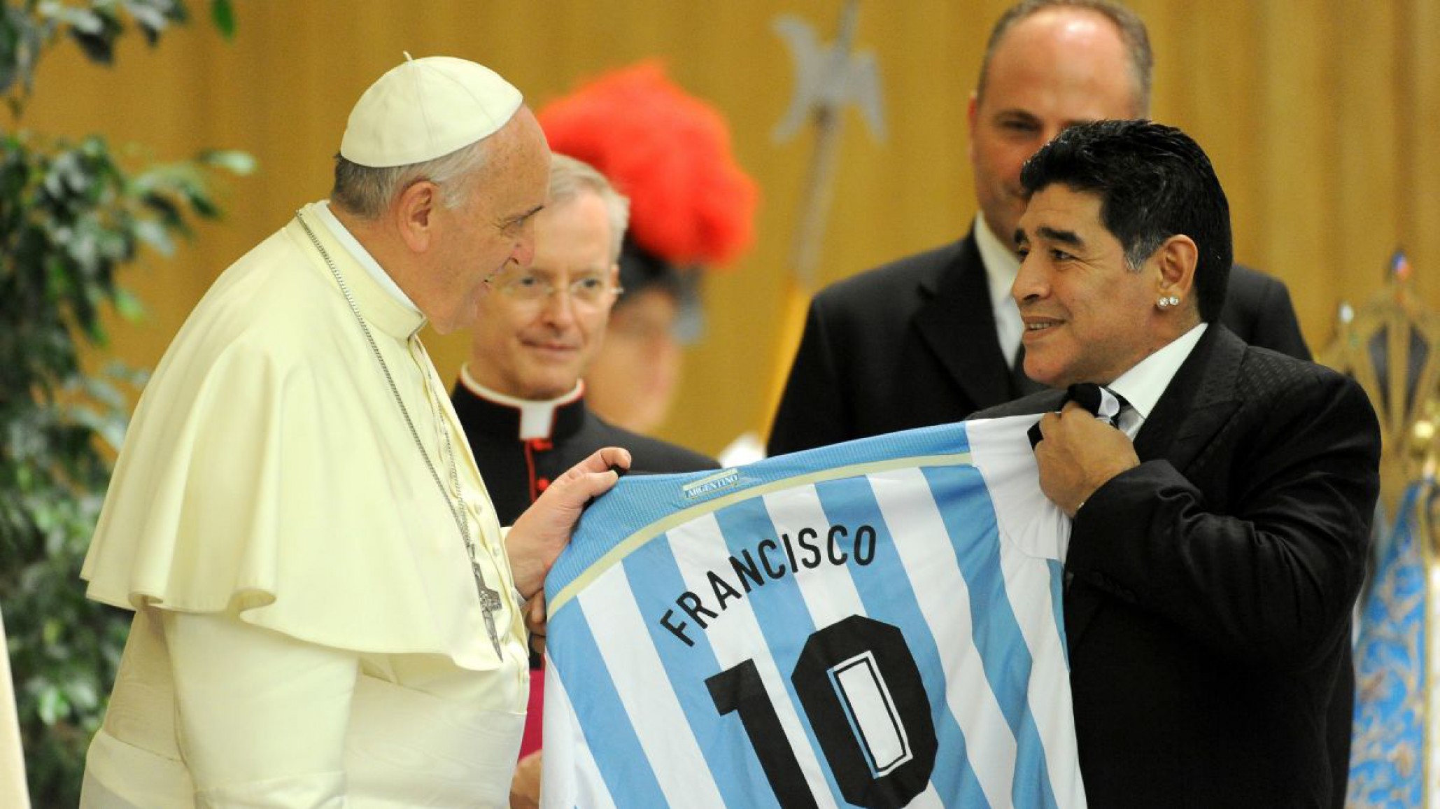 El Papa Francisco recordó a Diego Maradona